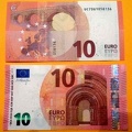 10 euro UC7061058136