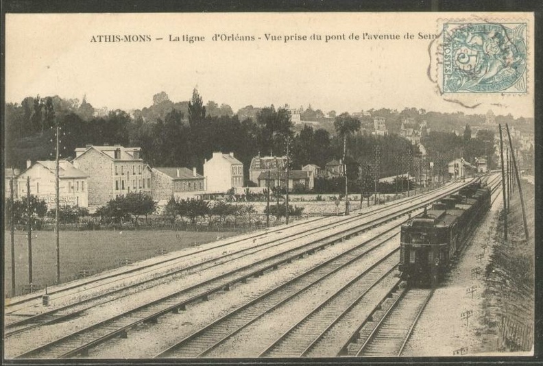 athis mons 102 001a