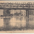 pont de billancourt 1910 t2 passant sur le pont superieur 062 001