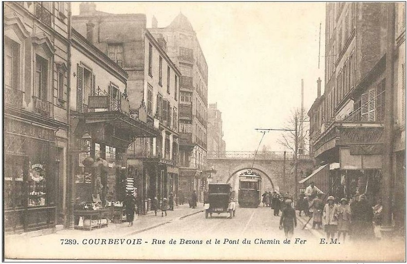 courbevoie tram 140 001