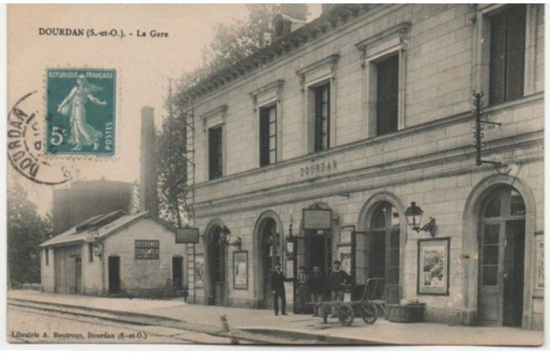 dourdan 122 007