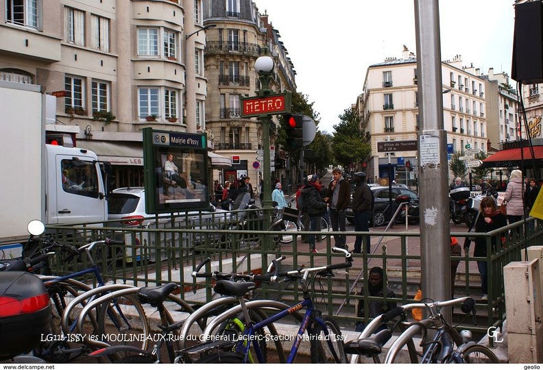 issy_mairie_sortie_metro_095_001.jpg
