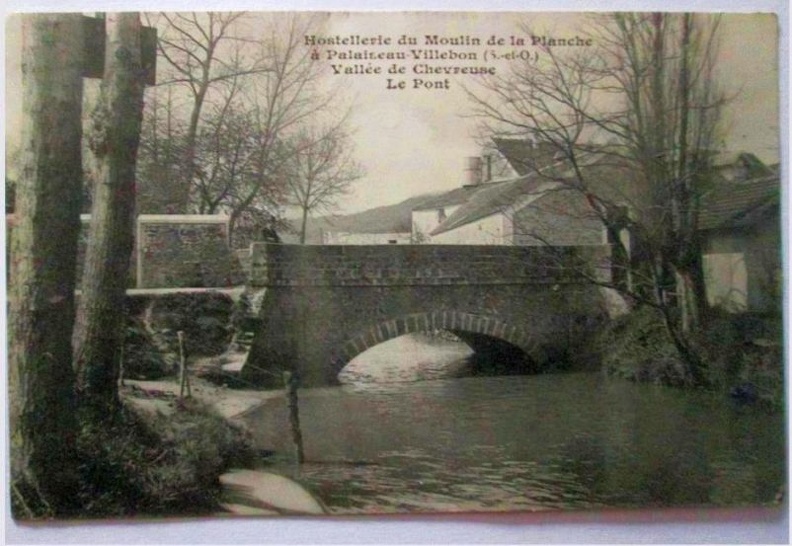 palaiseau hostellerie du moulin de la planche le pont