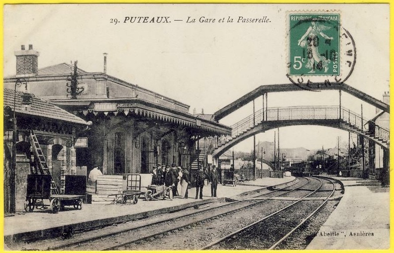 puteaux la gare passerelle 17