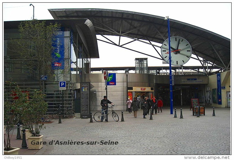 asnieres entree 703 001