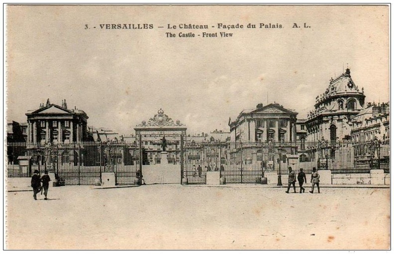 versailles_chateau_grille_de_la_cour_d_entree.jpg