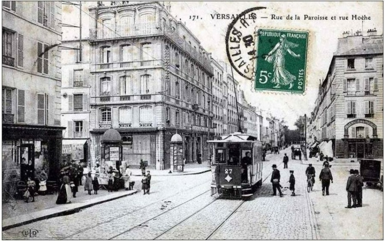 versailles tram 136 016