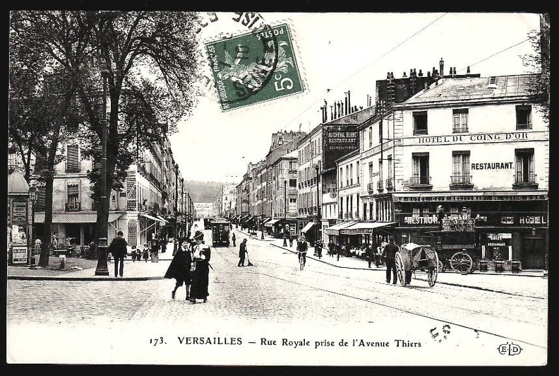 versailles_tram_136_7823.jpg
