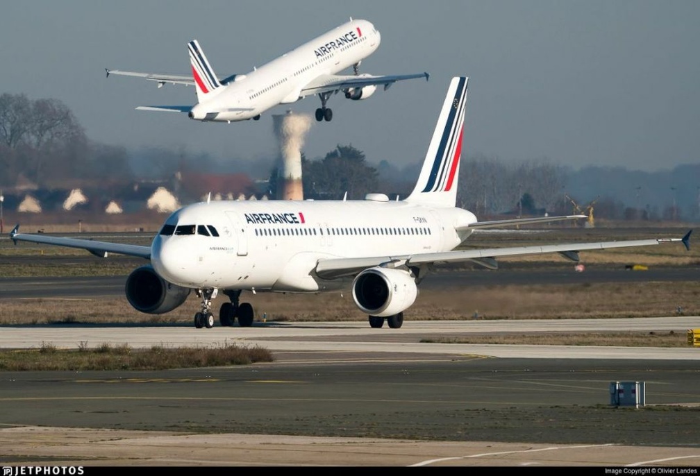 Airbus A320-214 F GKXN