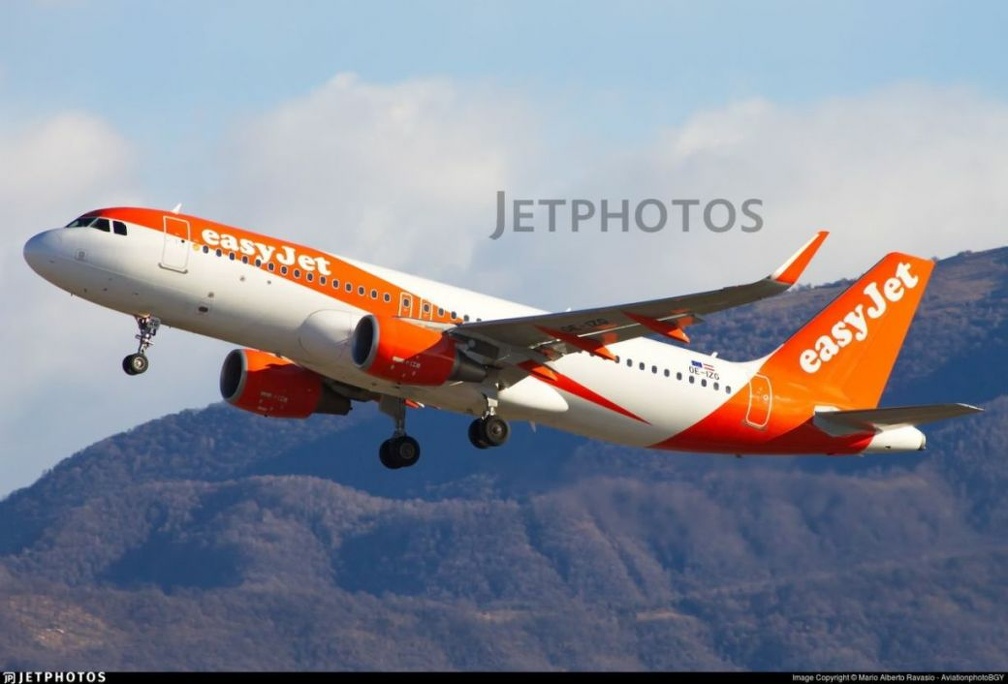 Airbus A320-214 OE IZG
