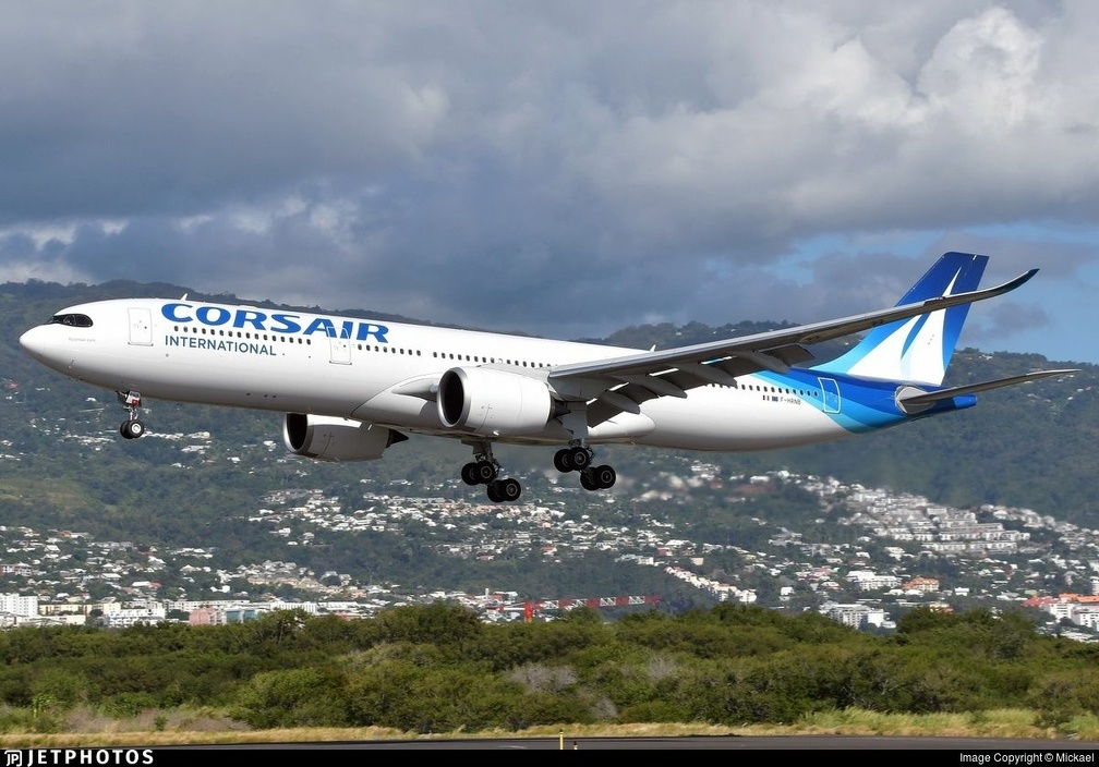 Airbus A330-941 1