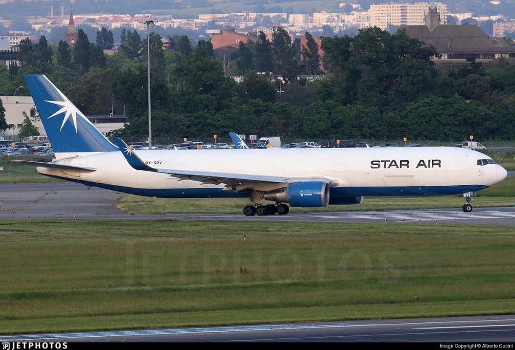 Boeing 767-346F ER OY SRV sol