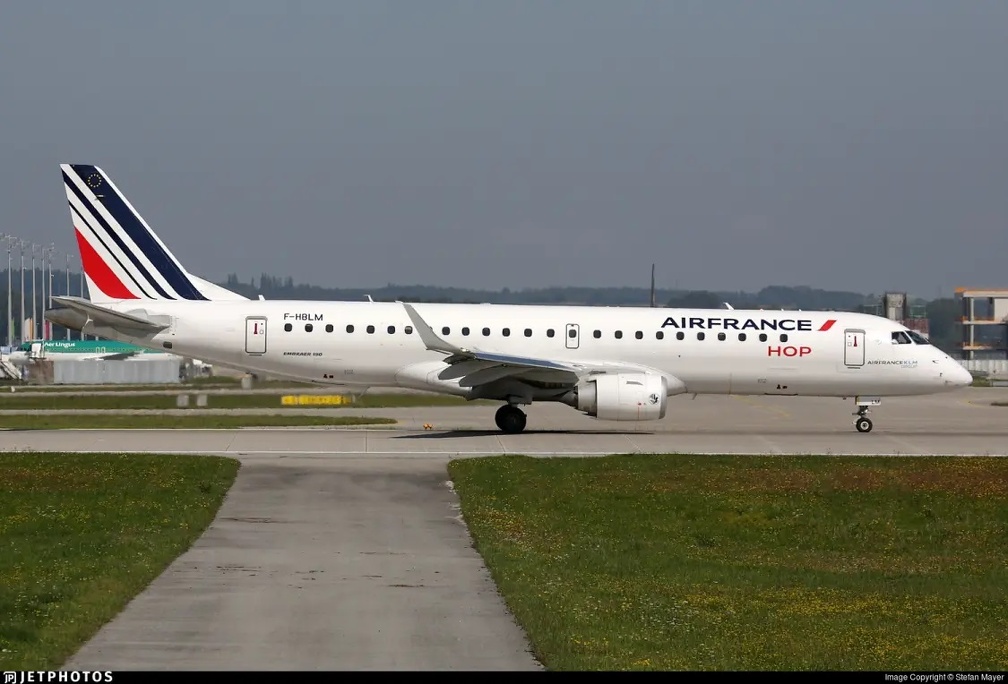 Embraer 190-100STD