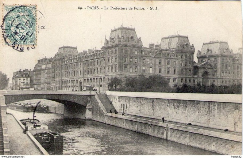 prefecture de police paris 1906 le 36 quai des orfevres au fond pas encore construit