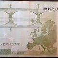 100 euro S06603412525