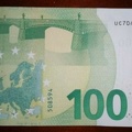 100 euro UC7044508594