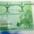 100 euro V02095640284
