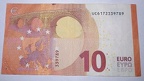 10 euro UC6172339789