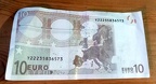 10 euro Y22235836573