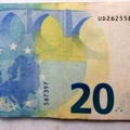 20 euro UD2625587397