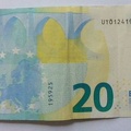 20 euro UT0124195925