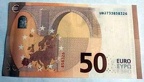 50 euro UB2733858326