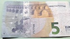 5 euro UB8214717746