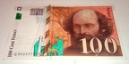 100f Q033547423