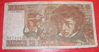 10f N285 367322