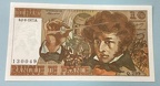 10f Q299 130049