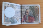 10f Q689 90398