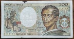 200f U052 114704