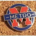 logo metro rouge et bleu ancien 002
