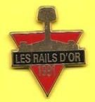 254 025