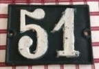 plaque 051 043