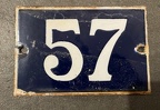 plaque 057 025