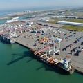 dunkerque port ouest containers 29654343-28611903