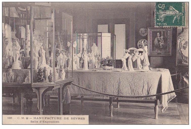 sevres_manufacture_salle_d_exposition_2.jpg