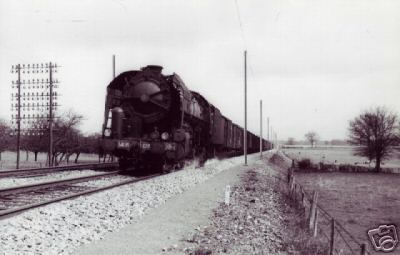 141R entre Louverne et Laval 1964 photo Laforgerie