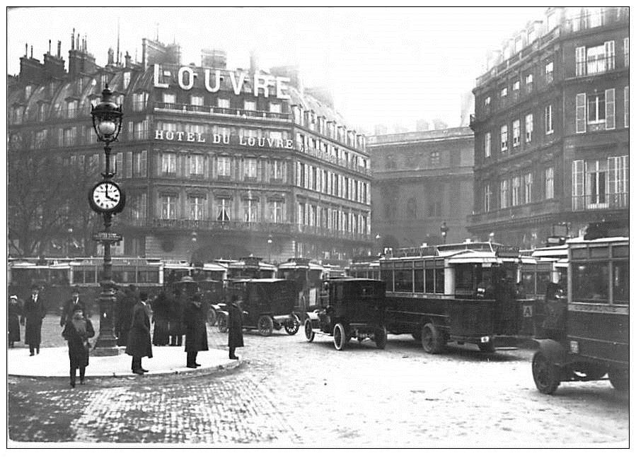 palais royal embouteillage annees 1923 886 001