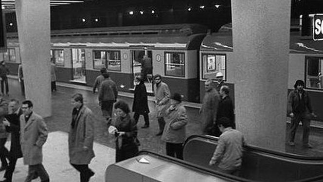la defense MS61 du rer A GNrqE6hWcAEoX-y