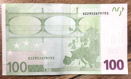 100 euro S22952679793