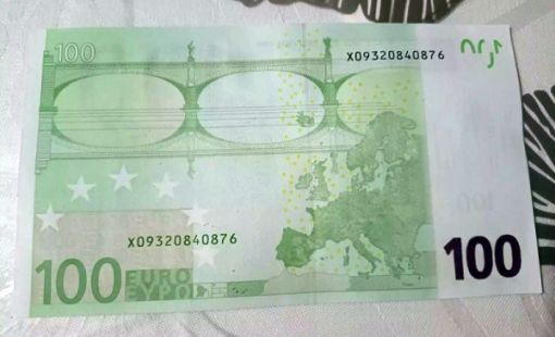 100 euro X09320840876
