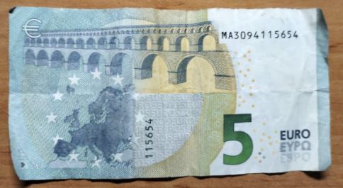 5 euro MA3094115654