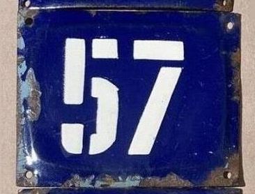 plaque 057 101