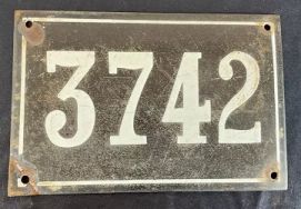 plaque 3742 001