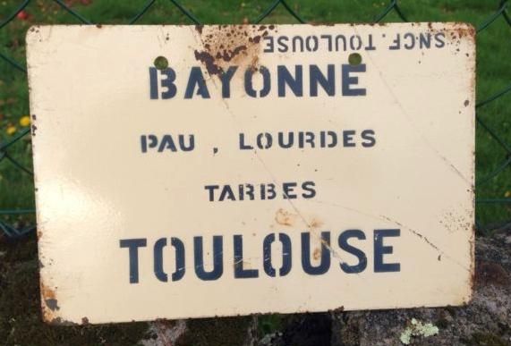 plaque_bayonne_pau_lourdes_tarbes_toulouse.jpg